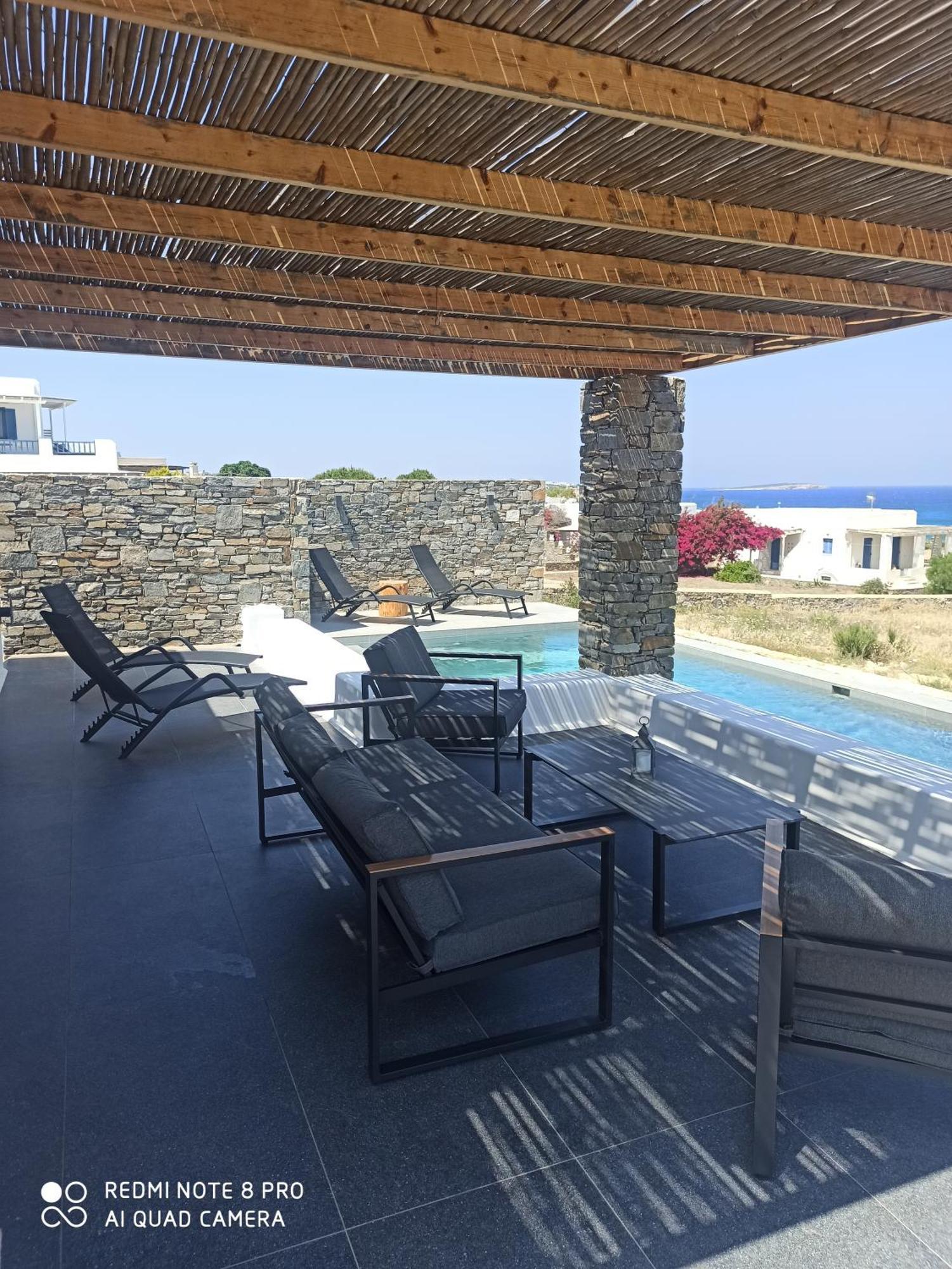 Vastblue Of Paros Aparthotel Ambelas Eksteriør bilde