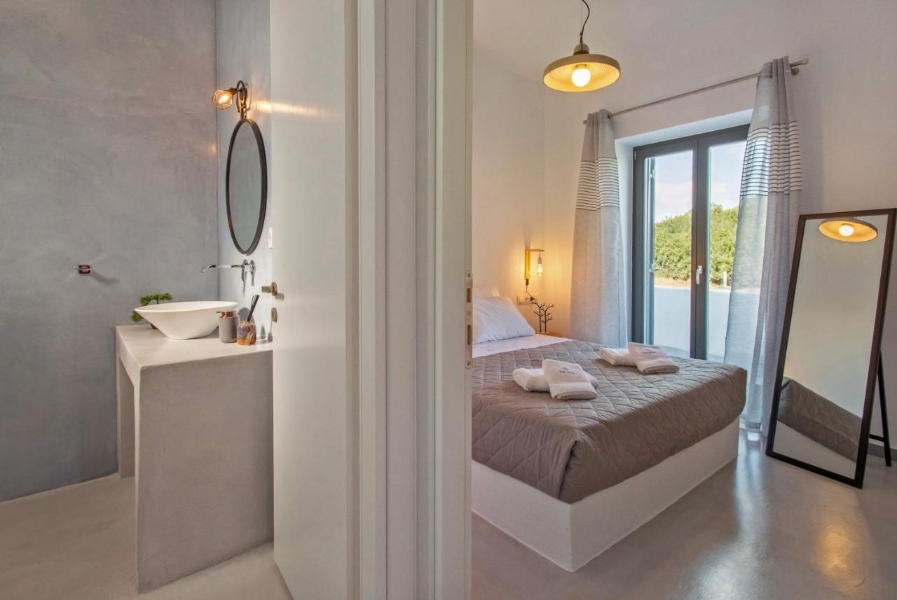 Vastblue Of Paros Aparthotel Ambelas Eksteriør bilde