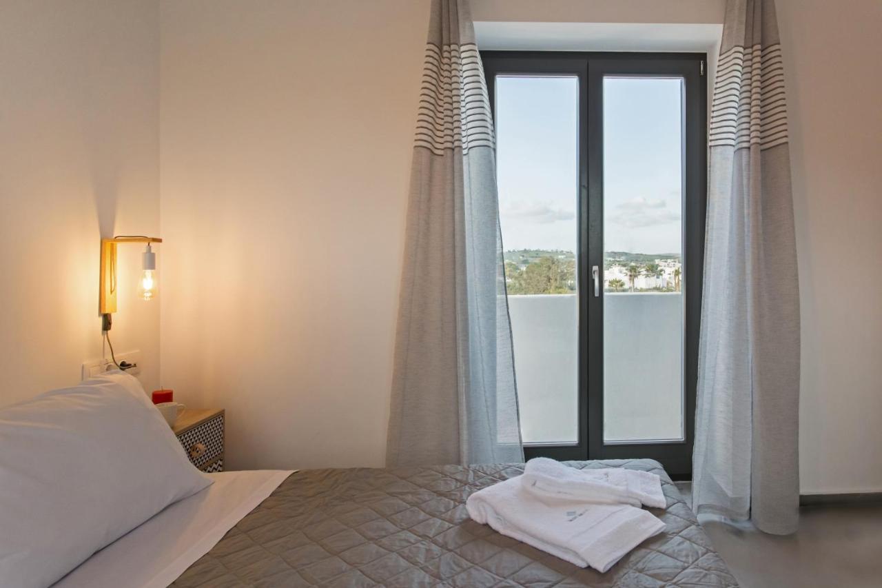 Vastblue Of Paros Aparthotel Ambelas Eksteriør bilde